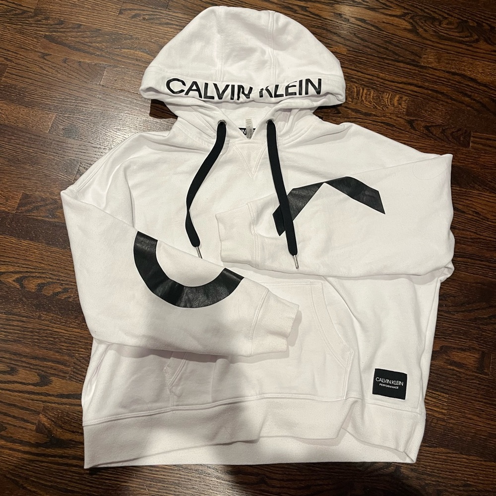 Calvin Klein sweatshirt in great condition